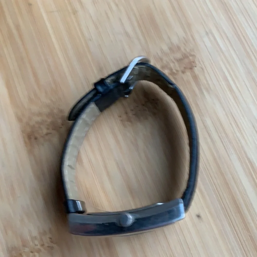 Artistry || Vintage Black Silver Watch Black Leather Band